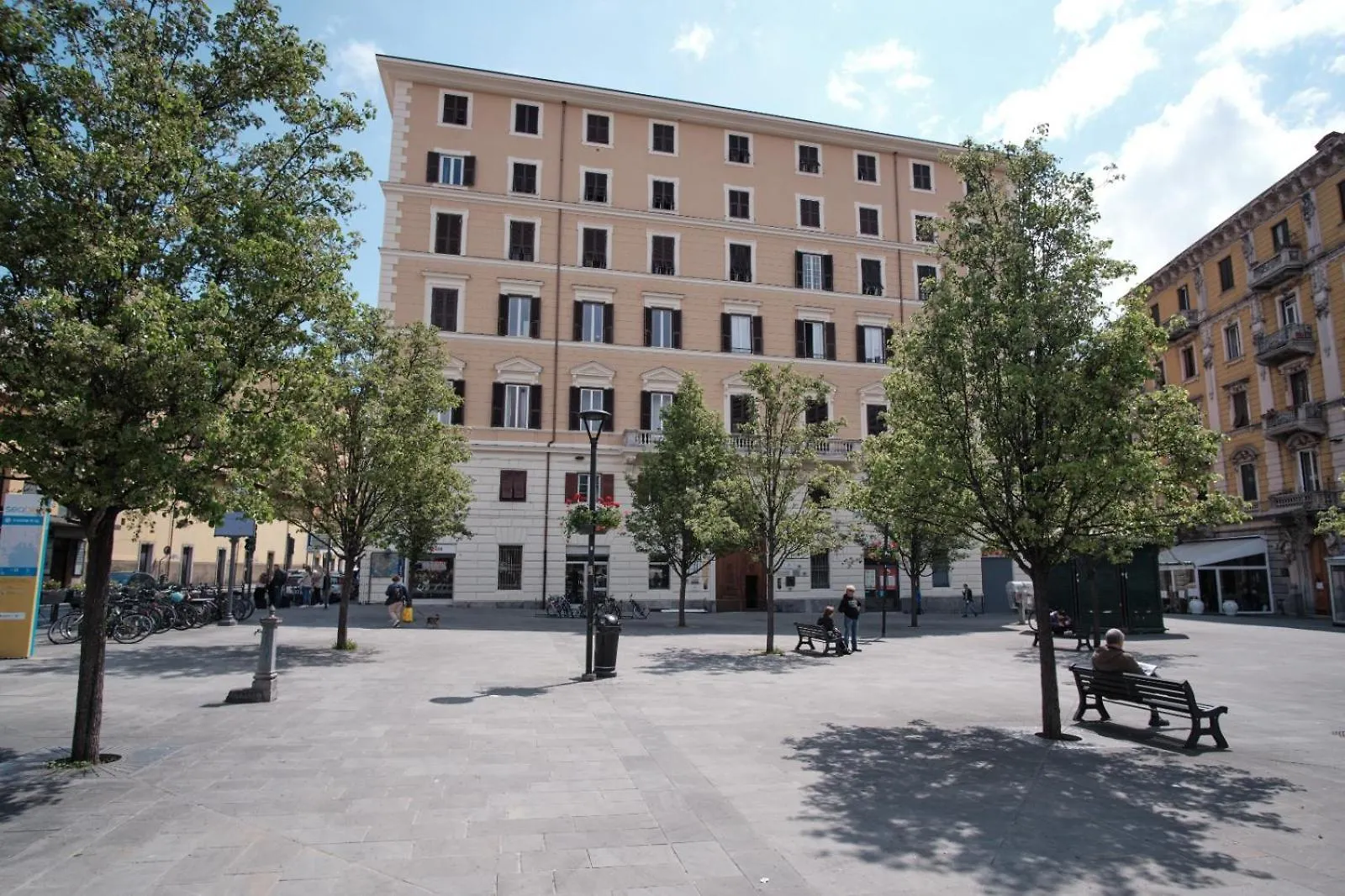 Cinque Terre Bridge Apartment La Spezia Italy
