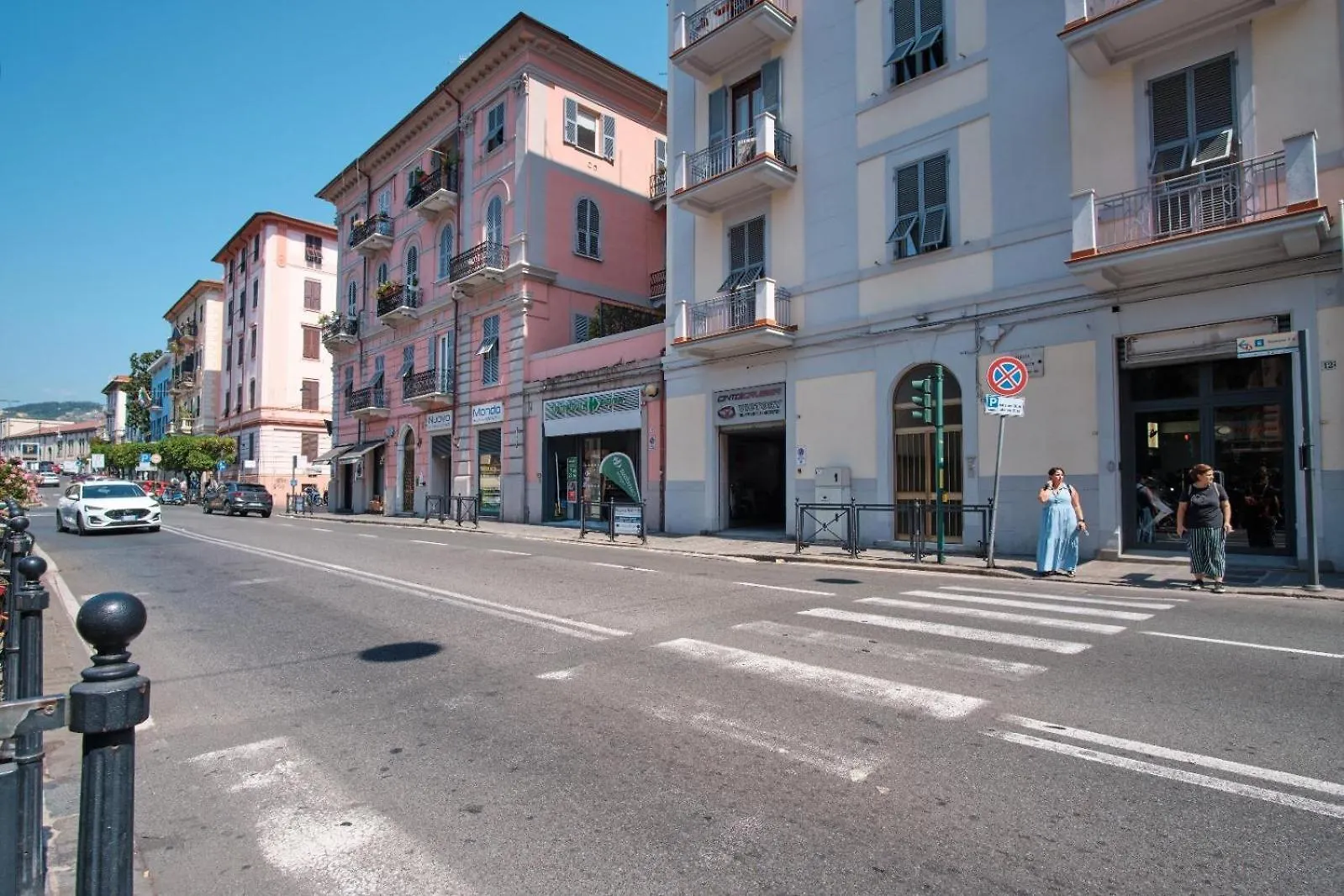 Cinque Terre Bridge Apartment La Spezia Italy