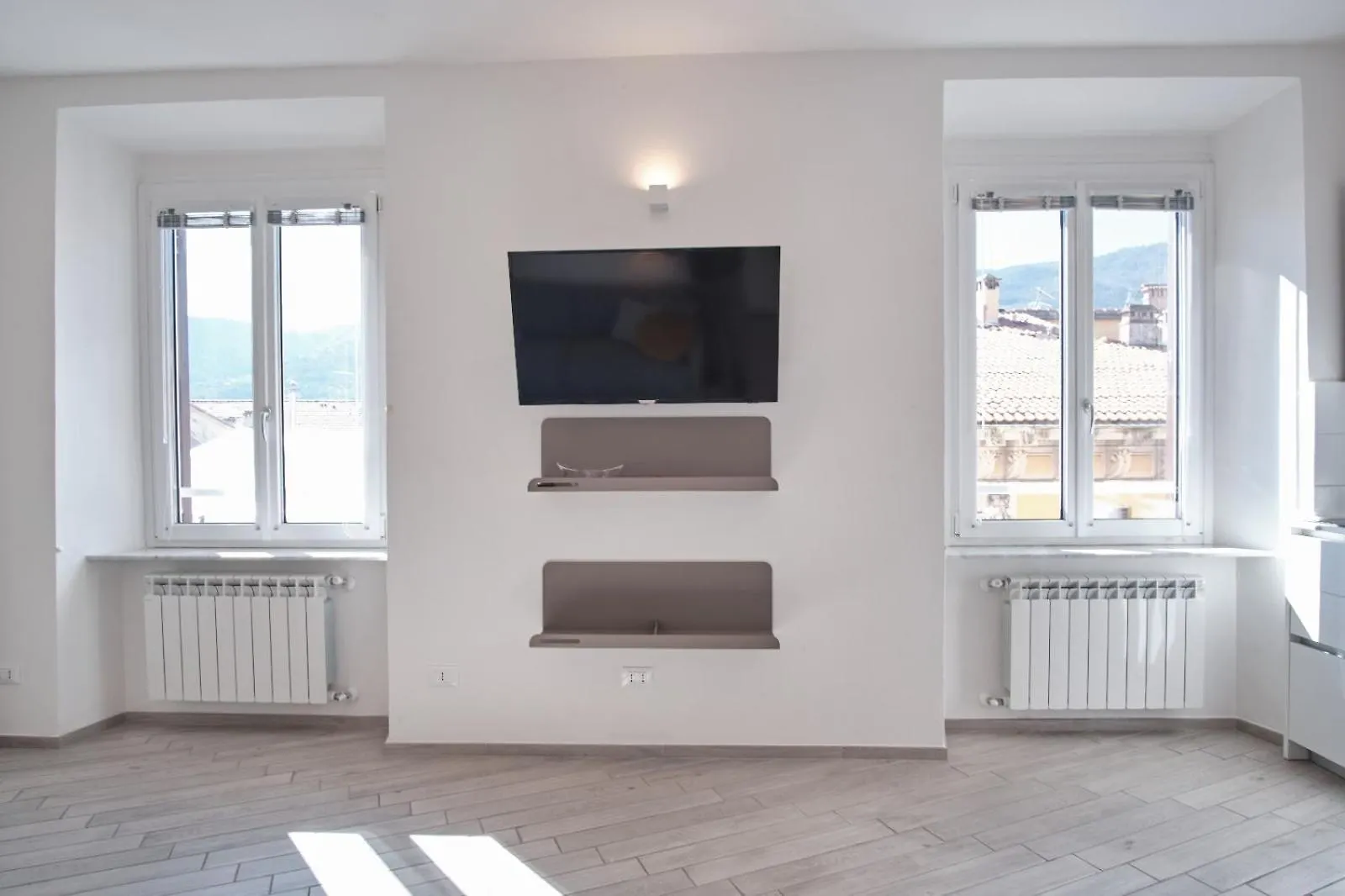 Cinque Terre Bridge Apartment La Spezia Italy