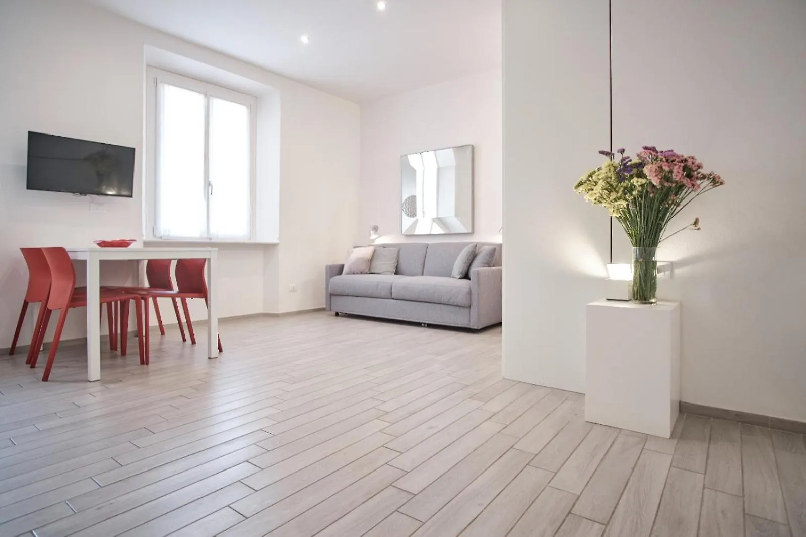 Cinque Terre Bridge Apartment La Spezia Italy