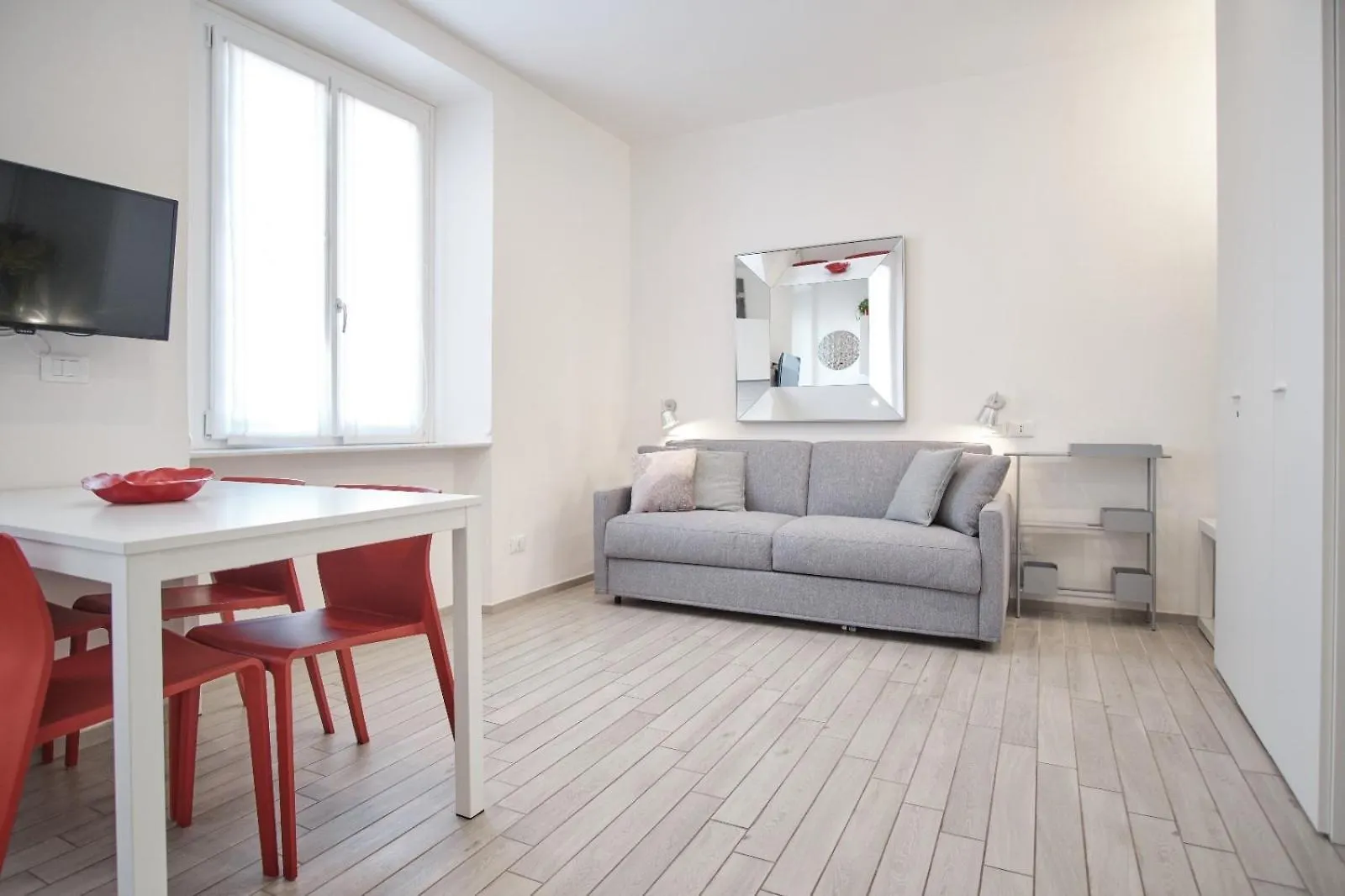 Cinque Terre Bridge Apartment La Spezia Italy