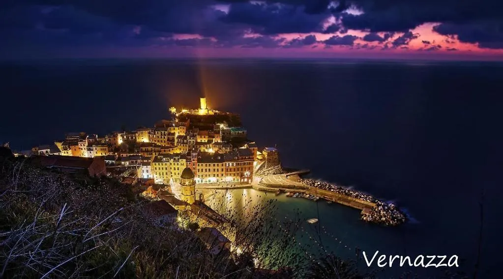 Cinque Terre Bridge Apartment La Spezia Italy