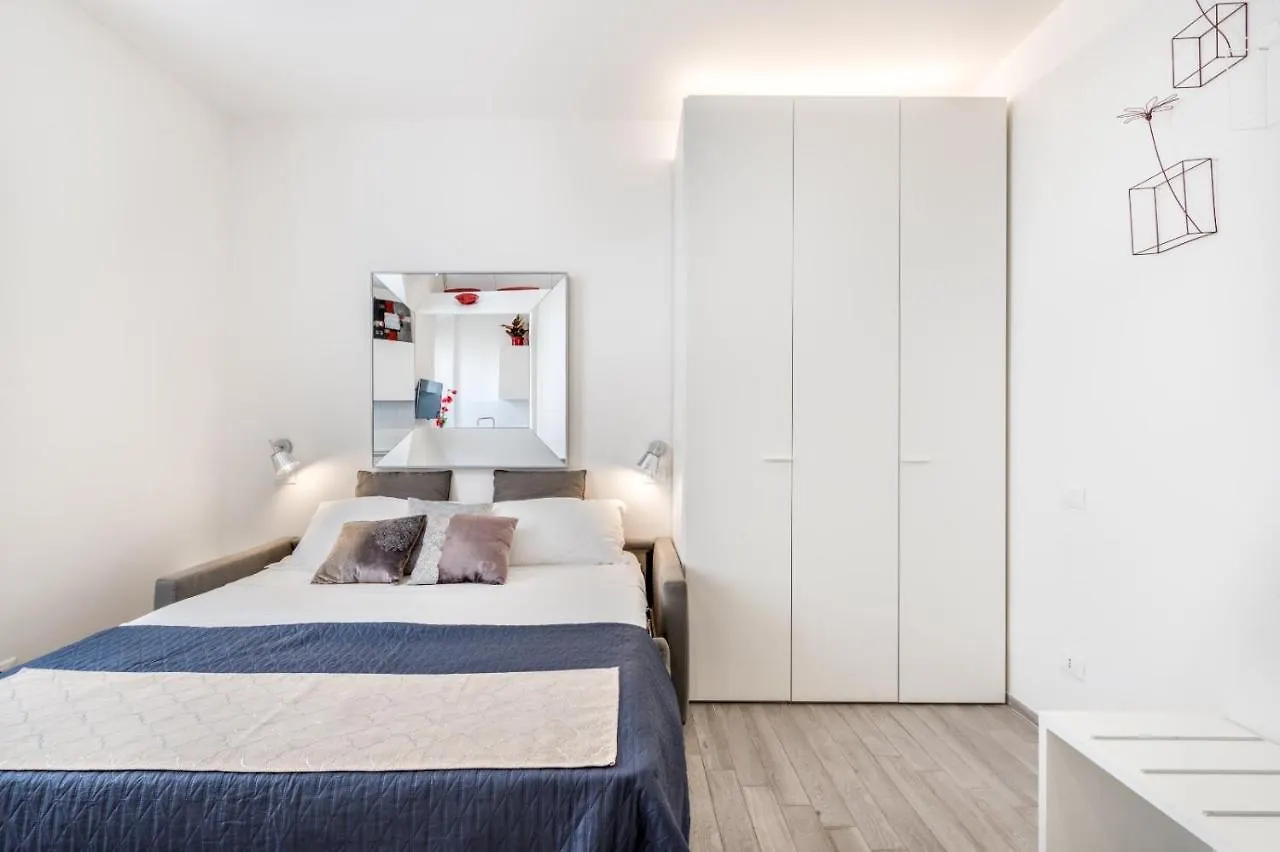 Cinque Terre Bridge Apartment La Spezia 0*,