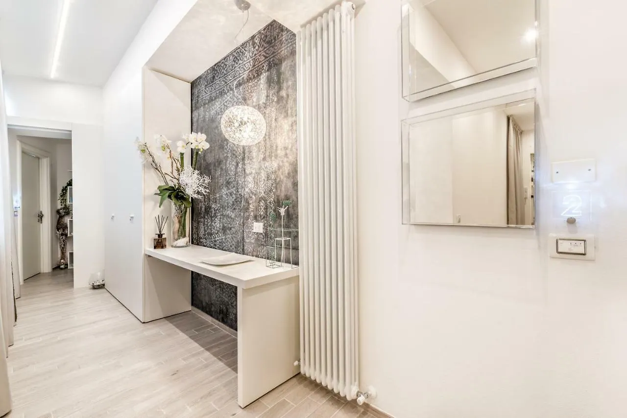 Cinque Terre Bridge Apartment La Spezia Italy